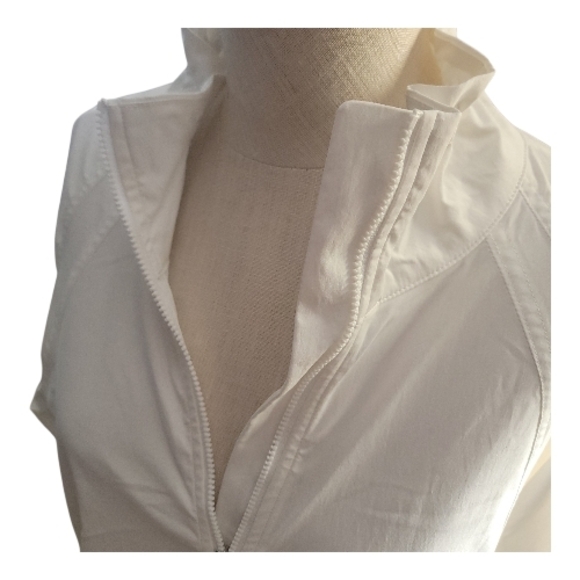Athleta Advantage Poplin Top, White Quarter-Zip, Medium - Picture 2 of 8